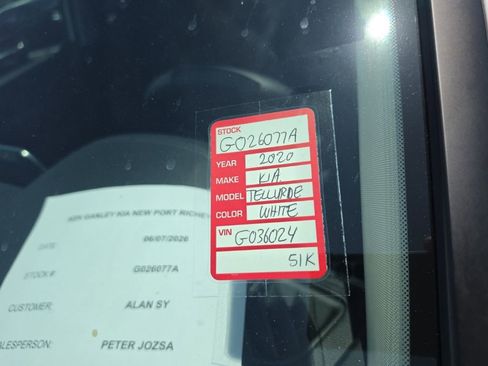 Used 2020 Kia Telluride EX w/ Towing Package FWD image 8