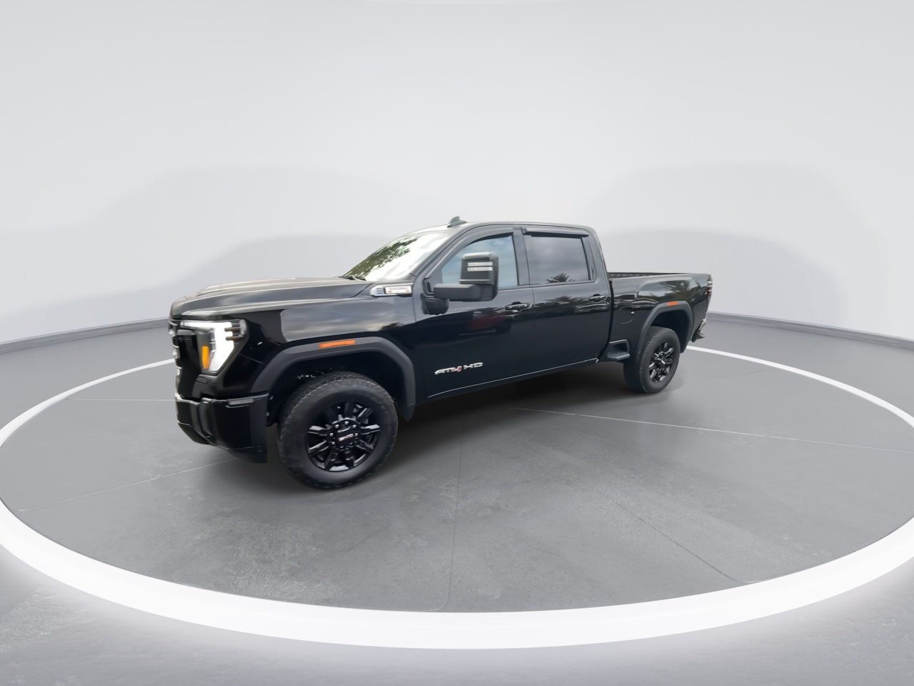 Used 2026 GMC Sierra 2500 AT4 AWD/4WD image 4
