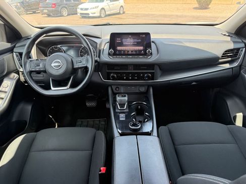 Used 2024 Nissan Rogue S AWD/4WD image 12