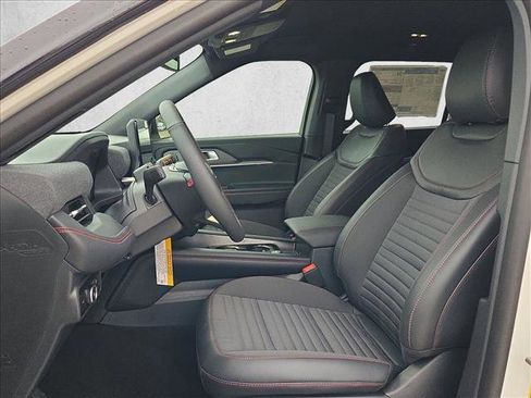 New 2026 Ford Explorer ST-Line image 4