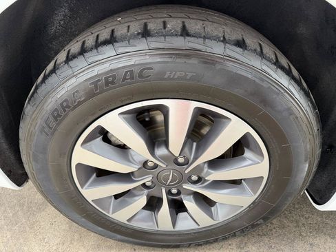 Used 2022 Chrysler Pacifica Touring-L FWD image 22