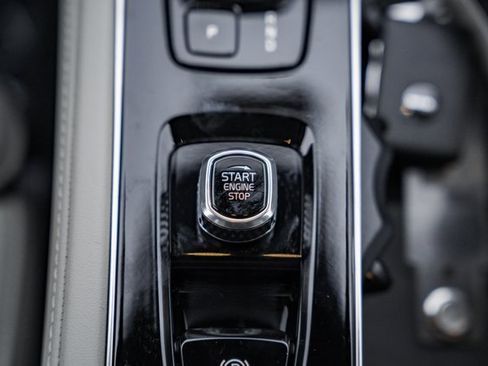 New 2026 Volvo XC90 B6 Ultra w/ Protection Package Premier image 27