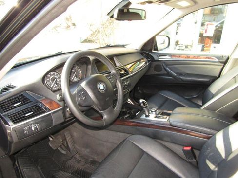 Used 2011 BMW X5 xDrive35i image 21