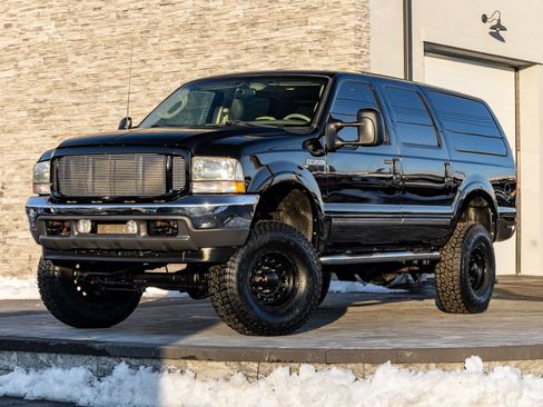 Used 2003 Ford Excursion Limited image 3