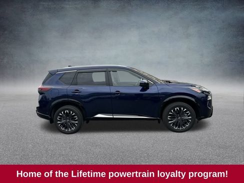 Used 2025 Nissan Rogue Platinum w/ Tech Package image 7