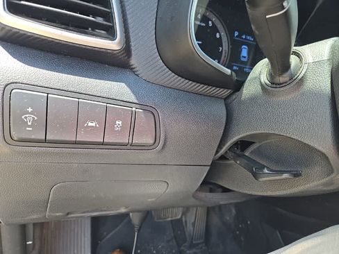 Used 2019 Hyundai Tucson SE w/ Cargo Package FWD image 14