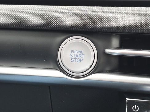 New 2026 Hyundai Tucson Limited image 15