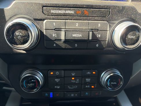 Used 2020 Ford F150 Lariat w/ Equipment Group 502A Luxury image 18