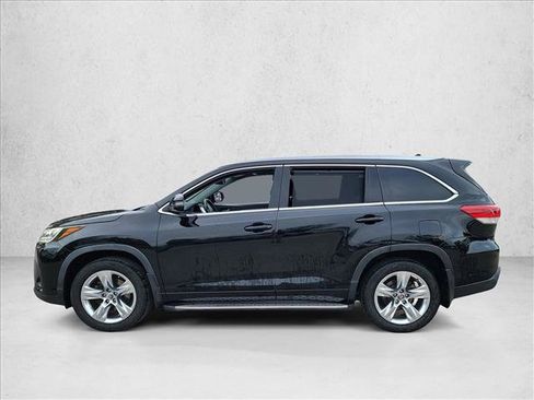 Used 2019 Toyota Highlander Limited image 8