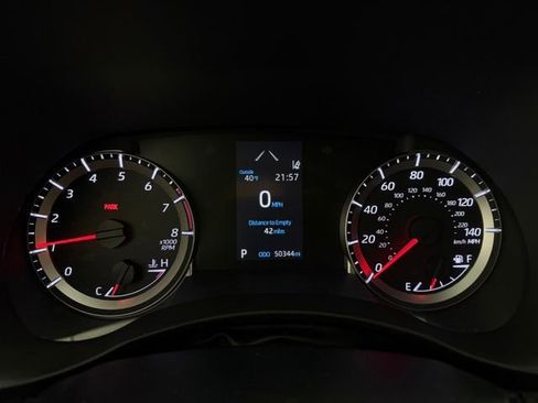 Used 2022 Toyota Highlander LE image 20