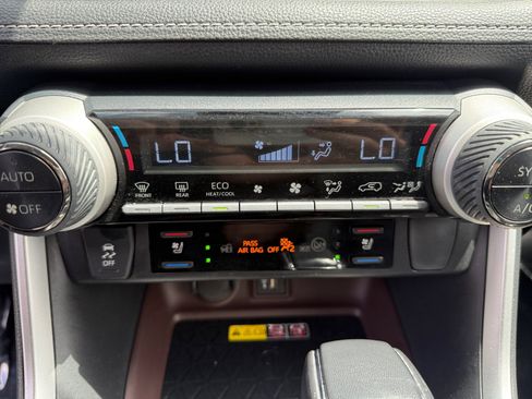 Used 2023 Toyota RAV4 Limited AWD/4WD image 22