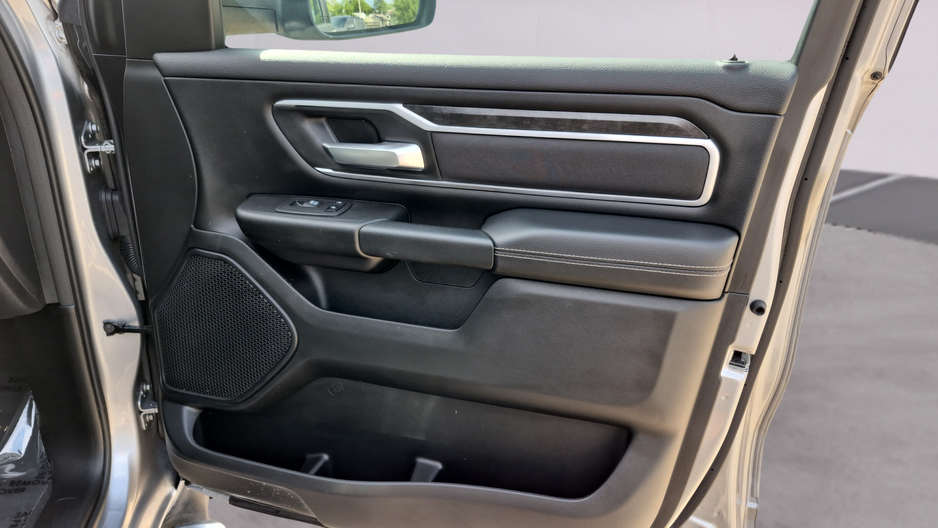 Used 2023 RAM 1500 Big Horn AWD/4WD image 17