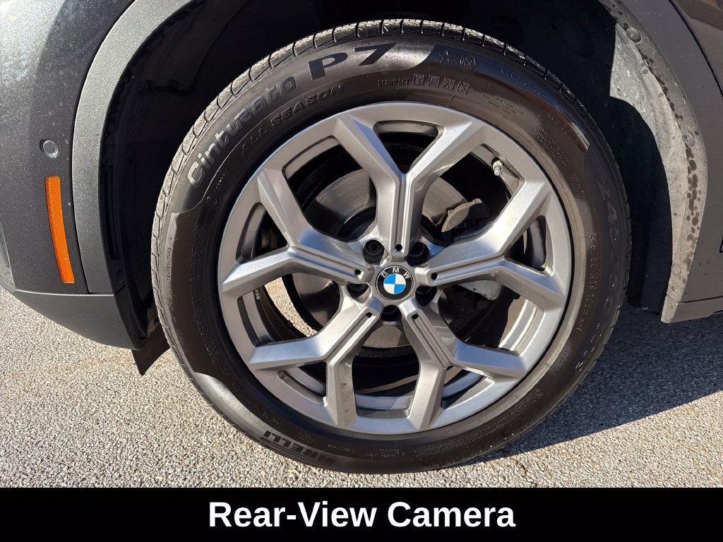 Used 2024 BMW X4 xDrive30i w/ Parking Assistance Package AWD/4WD image 11
