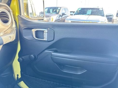 Used 2023 Jeep Gladiator Sport w/ Trailer Tow Package image 25