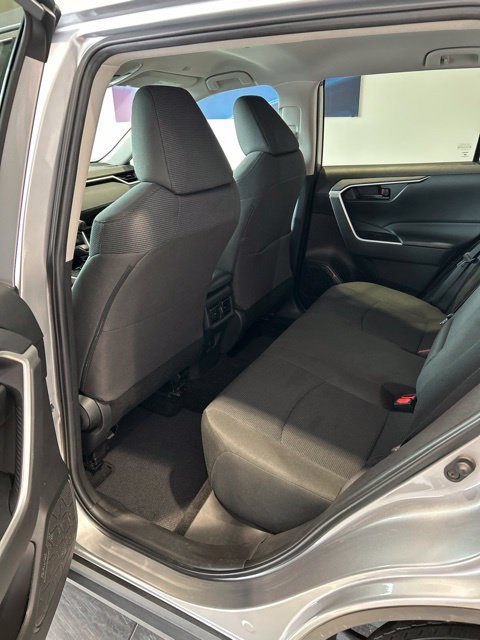 Certified 2024 Toyota RAV4 LE AWD/4WD image 10