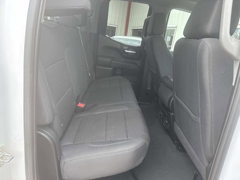 Used 2024 Chevrolet Silverado 1500 Custom image 9