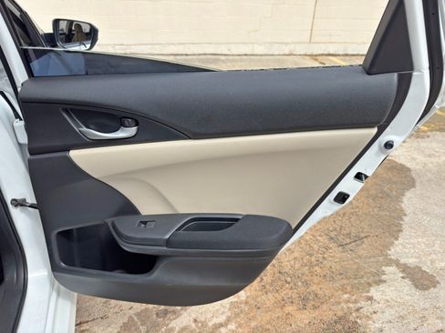 Used 2019 Honda Civic LX image 37