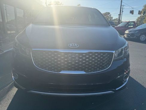 Used 2018 Kia Sedona SX Limited image 13