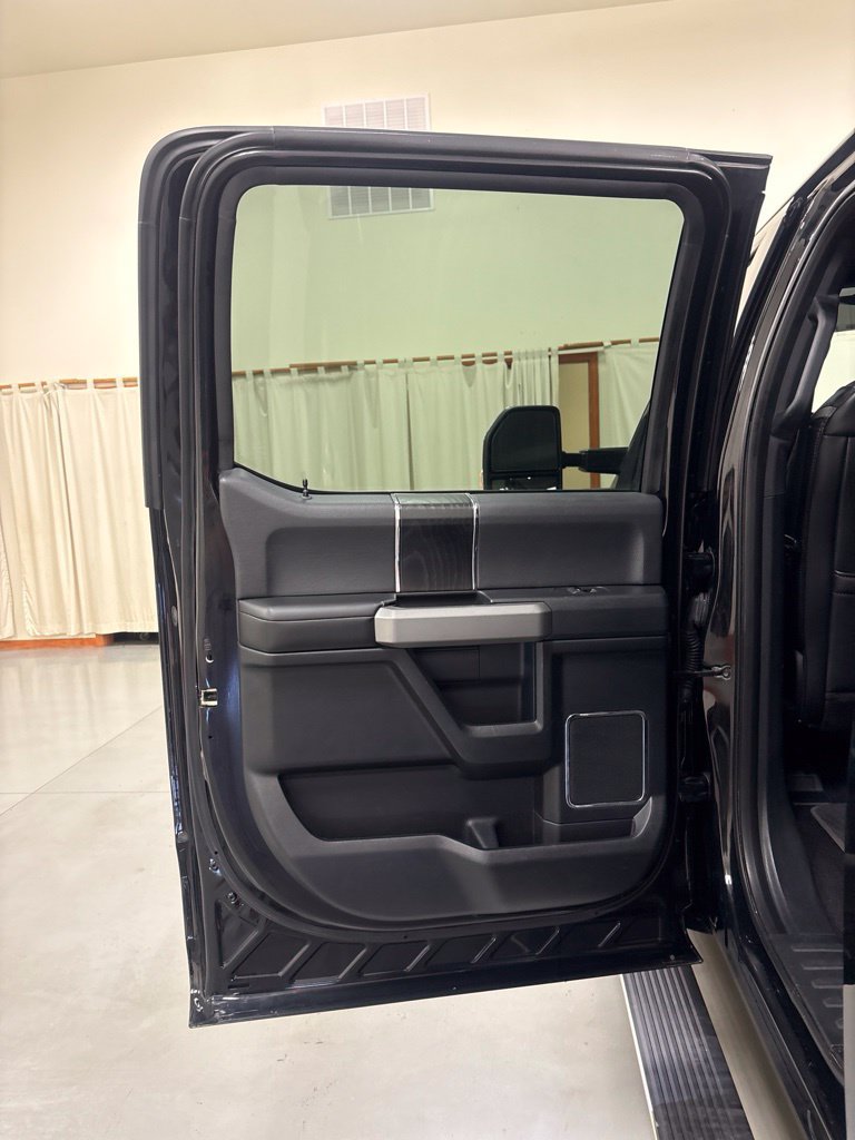 Used 2018 Ford F150 Platinum w/ Equipment Group 701A Luxury AWD/4WD image 24