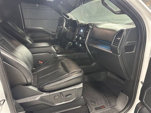 Used 2019 Ford F150 Lariat w/ Equipment Group 502A Luxury AWD/4WD image 11