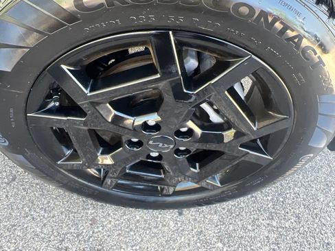 Certified 2025 Kia Carnival SX w/ SX Dark Edition Package FWD image 42