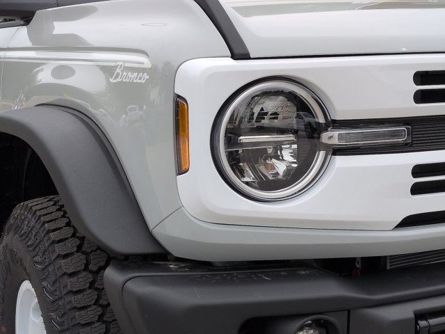 New 2026 Ford Bronco Heritage Edition AWD/4WD image 9