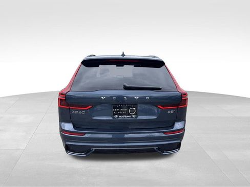 Certified 2026 Volvo XC60 B5 Plus w/ Climate Package AWD/4WD image 39