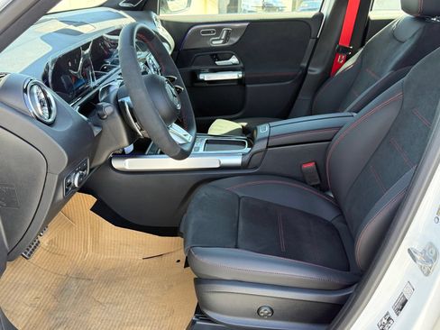 New 2026 Mercedes-Benz GLB 35 AMG 4MATIC image 20