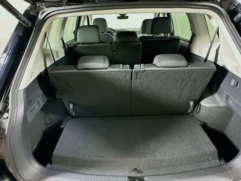 Used 2024 Volkswagen Tiguan Wolfsburg Edition image 25