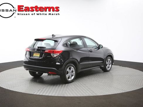 Used 2021 Honda HR-V LX image 38