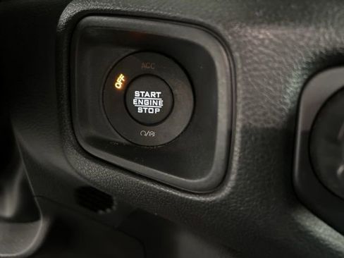 Used 2024 Jeep Wrangler Unlimited AWD/4WD image 11