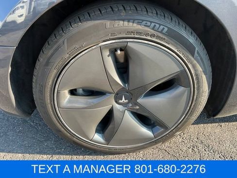 Used 2020 Tesla Model 3 Standard Range RWD image 6