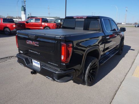 Used 2023 GMC Sierra 1500 Denali AWD/4WD image 5