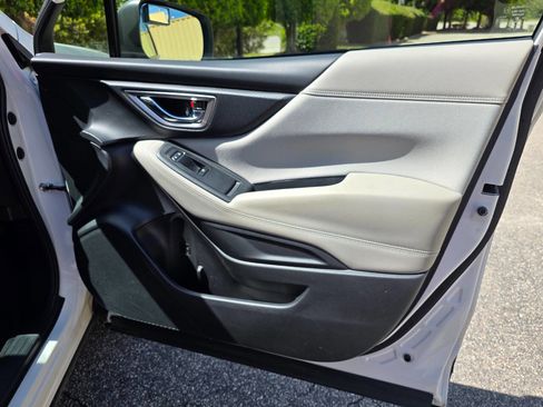 Used 2021 Subaru Forester Premium image 33