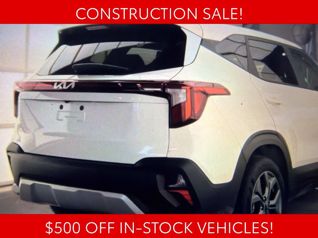 Used 2026 Kia Seltos LX FWD image 4