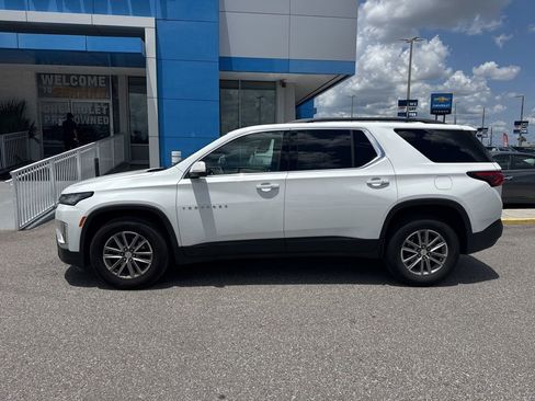 Used 2023 Chevrolet Traverse LT FWD image 4