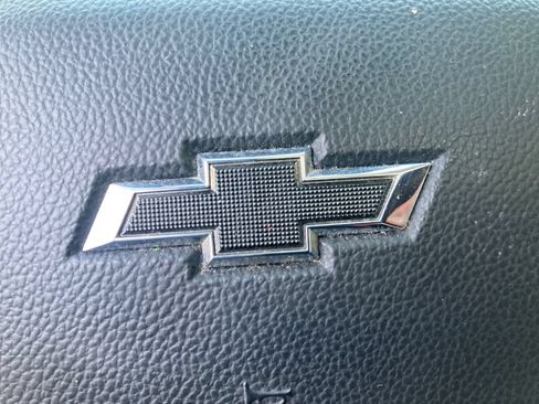 Used 2021 Chevrolet Traverse RS w/ LPO, Floor Liner Package AWD/4WD image 28