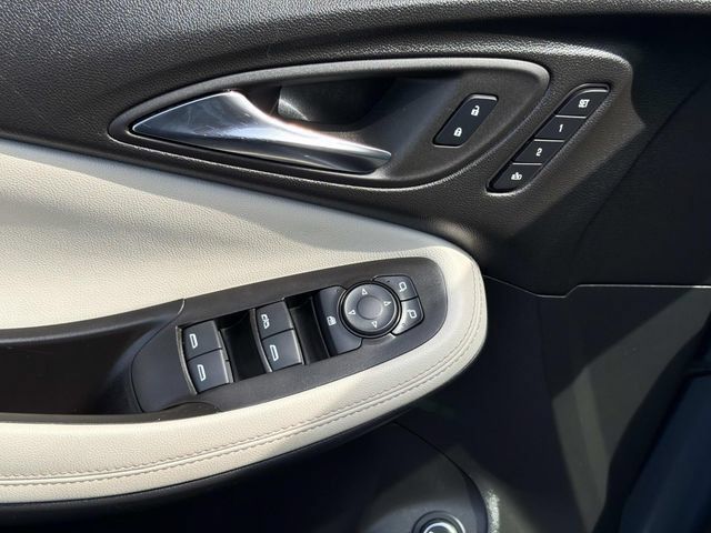 Used 2024 Buick Encore GX Avenir w/ Avenir Convenience Package AWD/4WD image 25
