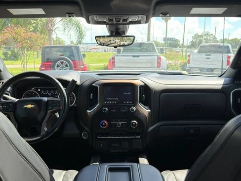 Used 2022 Chevrolet Silverado 2500 High Country w/ Z71 Off-Road Package AWD/4WD image 10