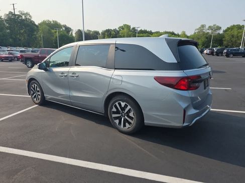 Used 2025 Honda Odyssey EX-L image 4