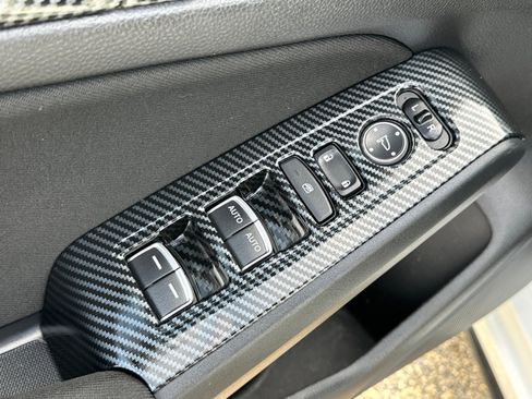 Used 2022 Honda Civic Sport image 22