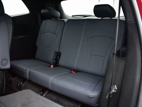 Used 2023 Buick Enclave Premium w/ Experience Buick Package image 25