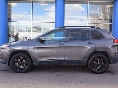 Used 2016 Jeep Cherokee High Altitude w/ Luxury Group image 2