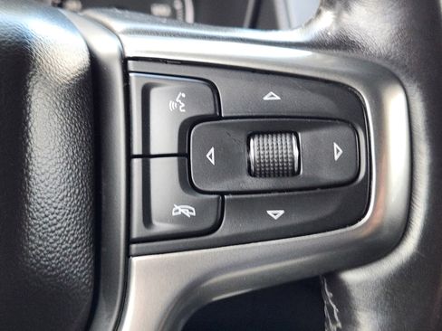 Used 2021 Chevrolet Suburban LT image 30