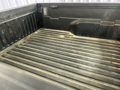 Used 2021 Toyota Tacoma SR w/ SR Convenience Package RWD image 19