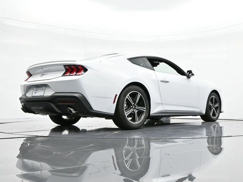 New 2025 Ford Mustang Premium image 39