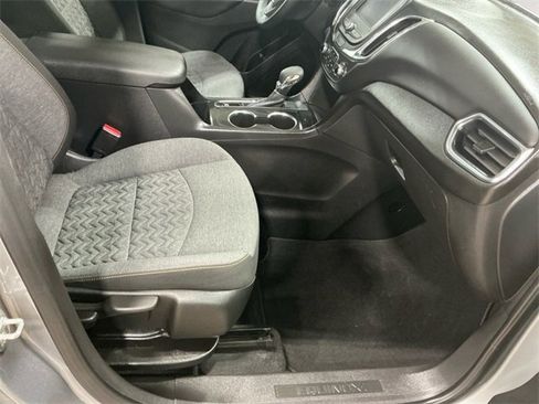 Used 2023 Chevrolet Equinox LT image 15