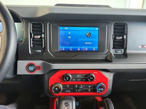 Used 2022 Ford Bronco Big Bend AWD/4WD image 32
