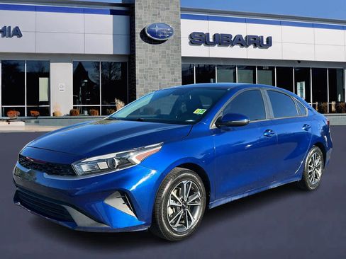 Used 2023 Kia Forte LXS w/ LXS Technology Package FWD image 1