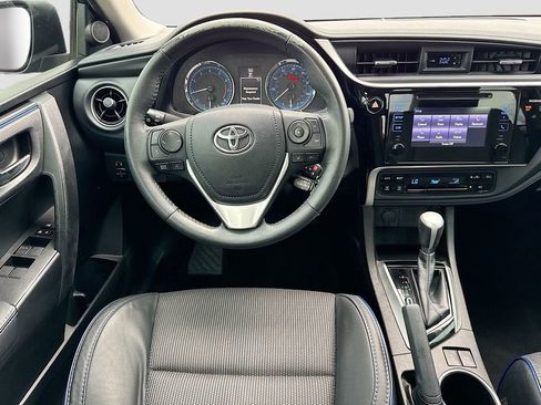 Used 2017 Toyota Corolla SE image 27